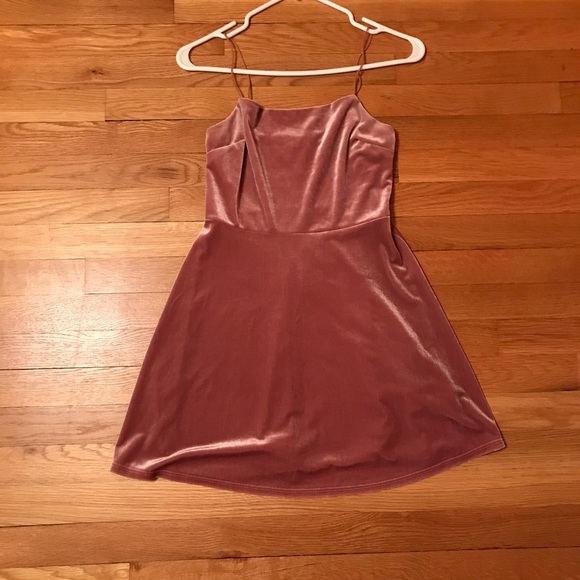 BLUSH VELVET DRESS FROM UO - Picture 2 of 2